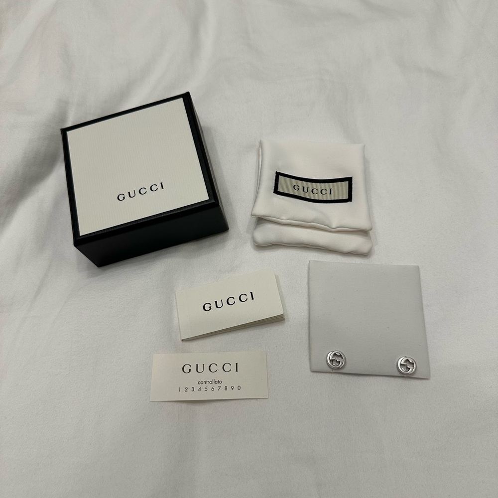 Gucci Silver Interlocking G Stud Earrings